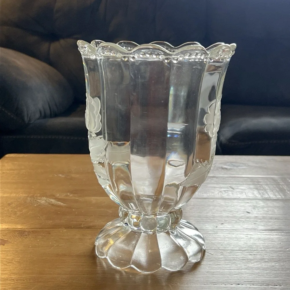 Vintage‎ Clear Pressed Glass Floral Rose Pedestal Large Vase Scalloped Rim MCM